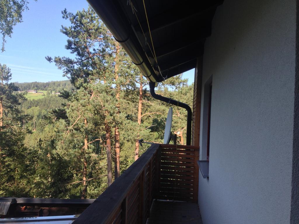 Ferienhaus Im Wald Edelschrott 外观 照片